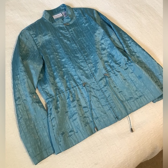 Alfred Dunner blue lightweight jacket, excellent condition, size 6Petite - Picture 5 of 5